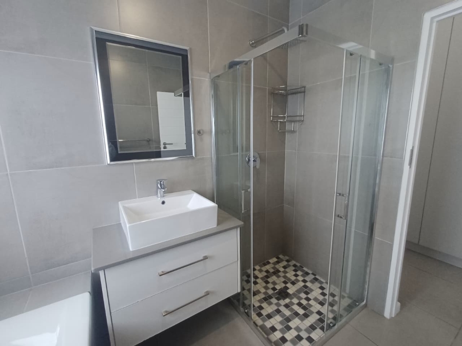 To Let 3 Bedroom Property for Rent in Dana Bay Western Cape